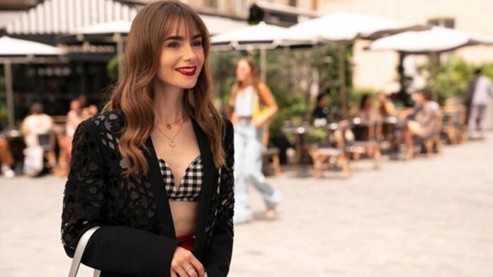 20230110 PAGEONE - Emily In Paris