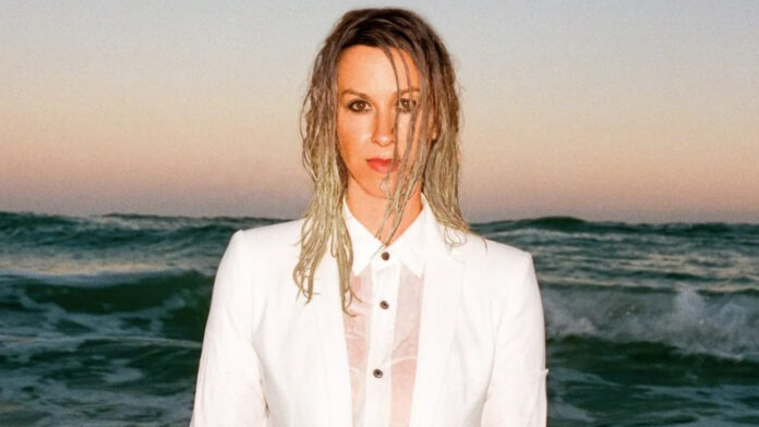 20230323 PAGEONE Alanis Morissette