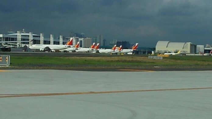 20230404 PAGEONE - Airport