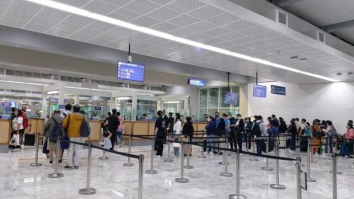 20230410 PAGEONE - Airport