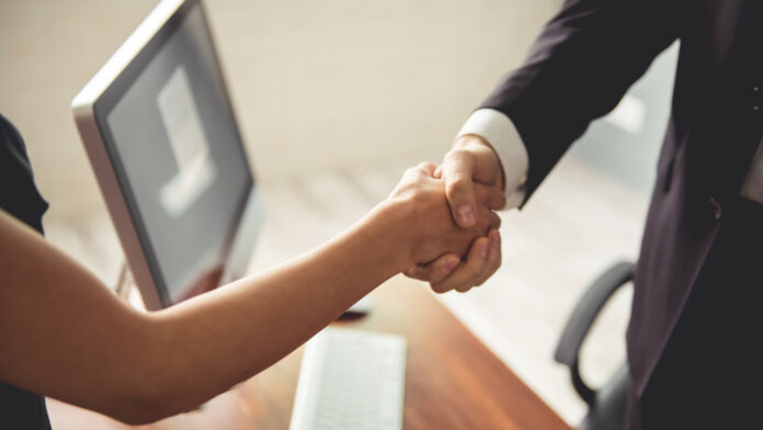 20230614 SOCIETY Body Language Tips