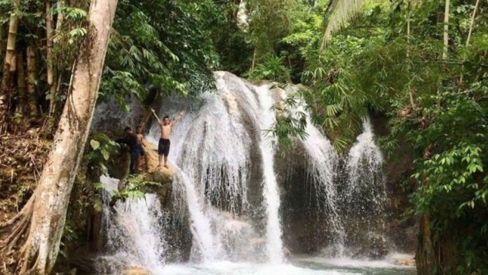 20230621-PAGEONE-Kawasan-Falls