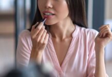 Makeup Routine In 5 Minutes For Women On The Go